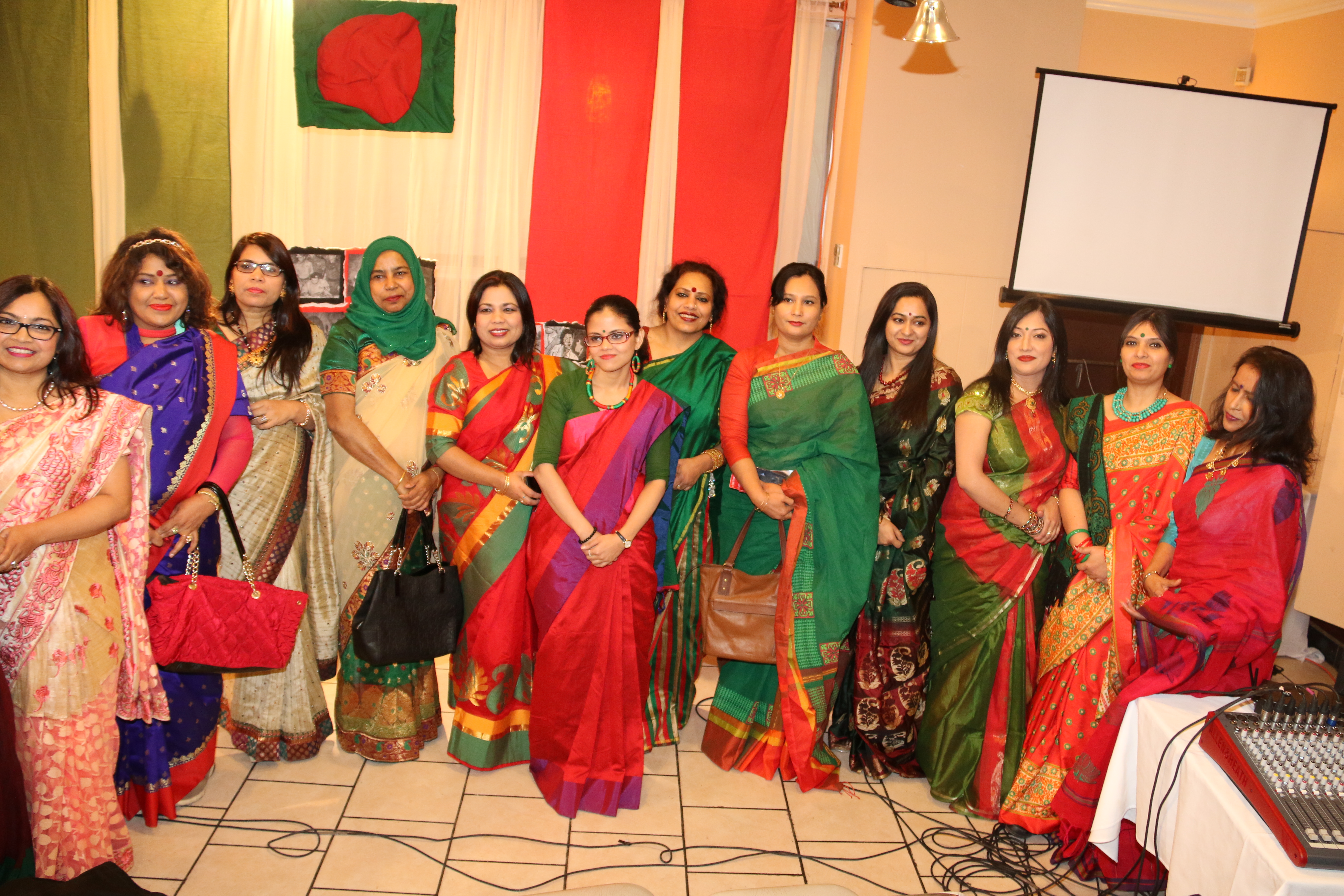 মন্ট্রিয়লে বিজয় দিবস বরণ