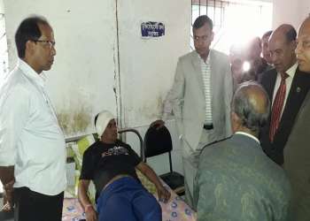 কামড়ে কান গেলো সাবেক ছাত্রলীগ নেতার