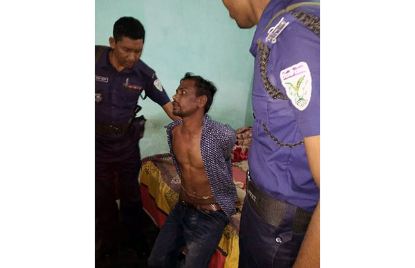 ‘ঘুমন্ত’ যুবলীগ নেতার উপর হামলার সময় হাতেনাতে একজন আটক