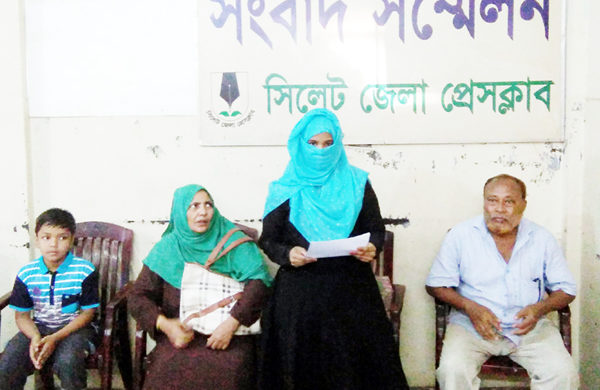সরকারি দলীয় নেতার ইশারায় আমার স্বামীকে গ্রেফতার!