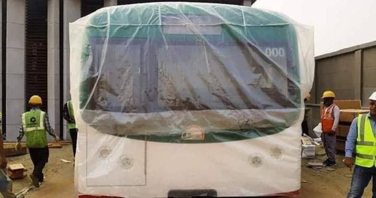 স্বপ্নের মেট্রোরেলের ‘নমুনা কোচ’ ঢাকায়!