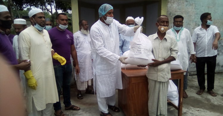 ‌গোলাপগ‌ঞ্জে অসহায়দের ঈদসামগ্রী দি‌লো বার‌কোট সমাজকল্যাণ যুব সংস্থা